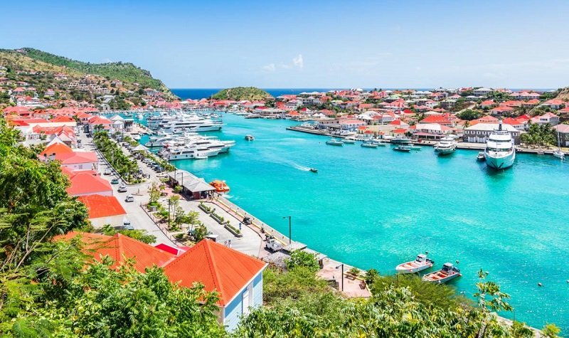 Vivre sur une île caribéenne : pourquoi acheter une maison à St-Barth ?